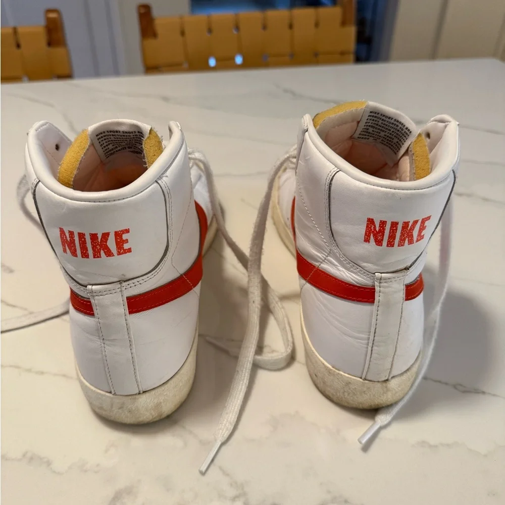 Nike Blazer Mid '77 Vintage White/Habanero Red Men’s Sneakers Size 9 - Picture 5 of 5